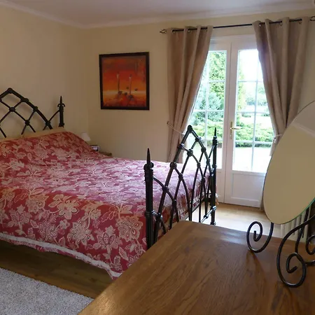 Couette-café Le Petit Verger 3*