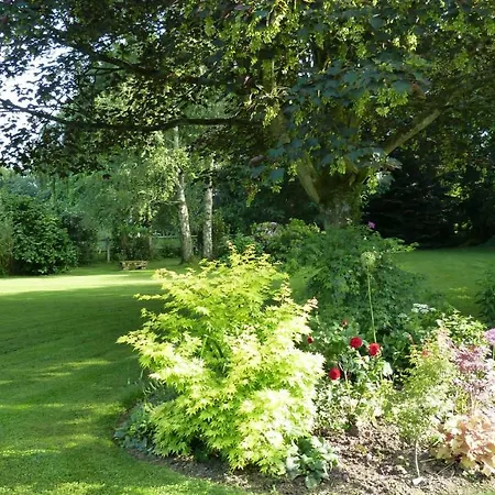 Le Petit Verger Couette-café Grumesnil