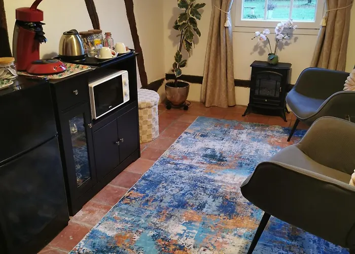 Le Petit Verger Oda ve Kahvaltı 3*